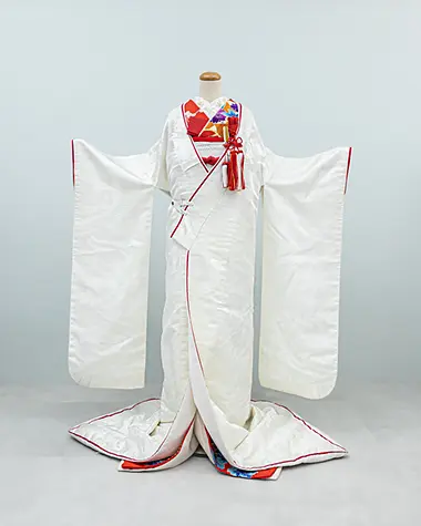 白無垢-01 と 引振袖-01